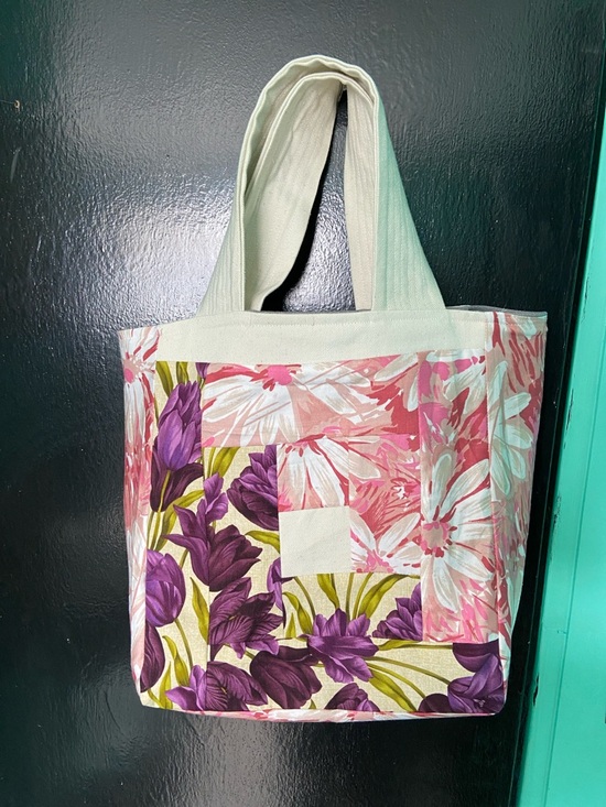 Handbags - Floral Patchwork Canvas Tote Bag in Purple and Pink